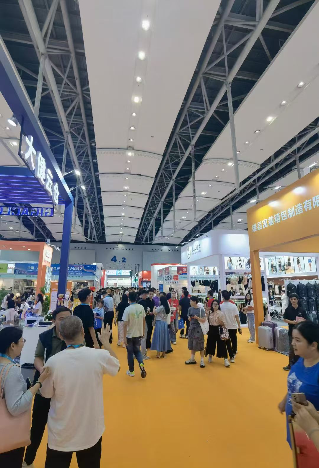 Autolichtfabrik, Firma, Hersteller, in China hergestellt, R&uuml;cklicht, Arbeitslicht, Seitenlicht, LKW -Licht