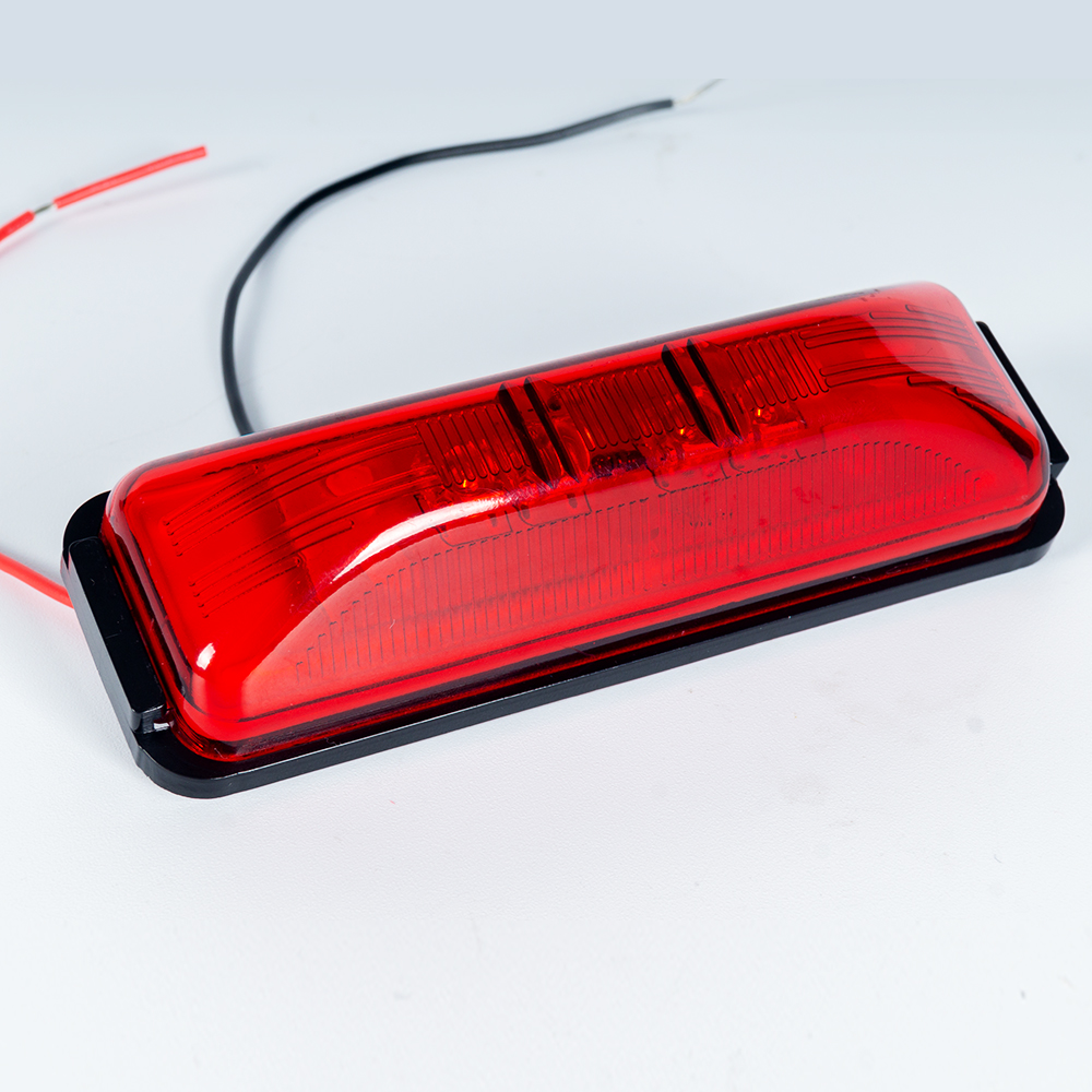 4 "rote LED-Anhängermarkierungsleuchte zur Oberflächenmontage